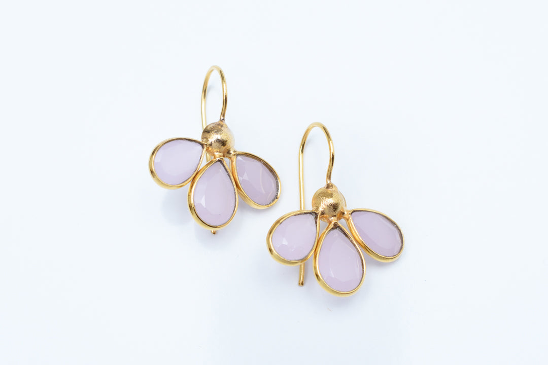 Lazy Daisy Earrings - Pink chalcedony